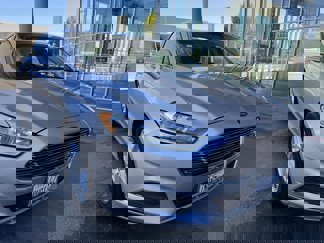 Used 2016 Ford Fusion SE image 1