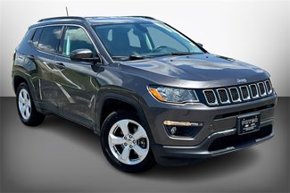 Used 2018 Jeep Compass Latitude w/ Popular Equipment Group image 1