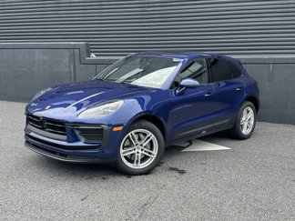Certified 2024 Porsche Macan image 1