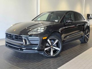 Used 2024 Porsche Macan image 1