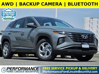 Used 2024 Hyundai Tucson SE image 1