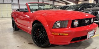 Used 2005 Ford Mustang GT Premium image 1