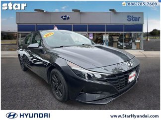 Used 2022 Hyundai Elantra SEL image 1