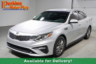 Used 2019 Kia Optima LX image 1
