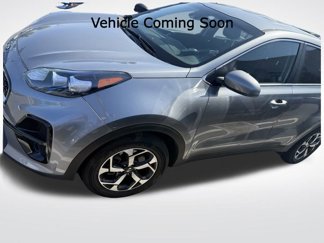 Used 2022 Kia Sportage LX image 1