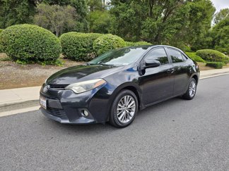 Used 2015 Toyota Corolla LE image 1