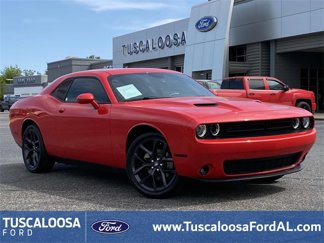 Used 2021 Dodge Challenger SXT w/ Blacktop Package image 1