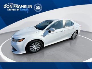 Used 2020 Toyota Camry LE image 1