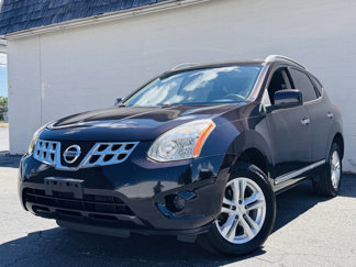 Used 2013 Nissan Rogue SV image 1