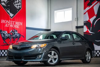 Used 2012 Toyota Camry SE image 1