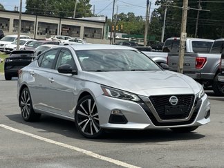 Used 2022 Nissan Altima 2.5 SR image 1