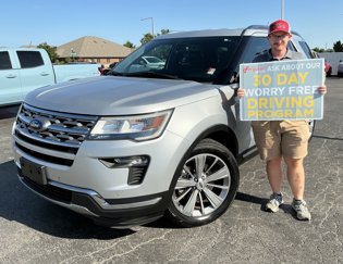 Used 2018 Ford Explorer Limited image 1