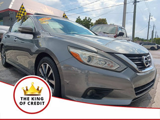 Used 2016 Nissan Altima 2.5 SL w/ Moonroof Package image 1