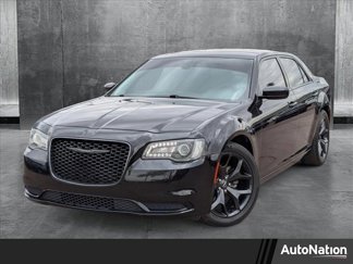 Used 2020 Chrysler 300 Touring w/ Sport Appearance Package image 1