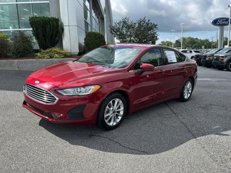 Used 2019 Ford Fusion SE image 1
