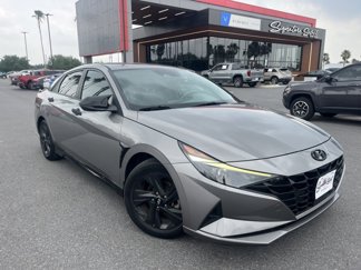 Used 2022 Hyundai Elantra SEL w/ Convenience Package image 1