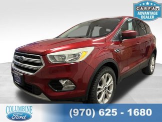 Used 2017 Ford Escape SE image 1