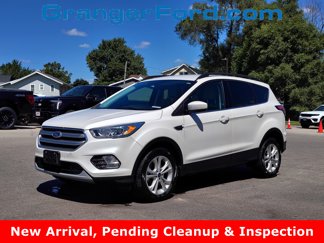 Used 2017 Ford Escape SE w/ SE Leather Comfort Package image 1