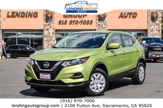 Used 2020 Nissan Rogue Sport S image 1