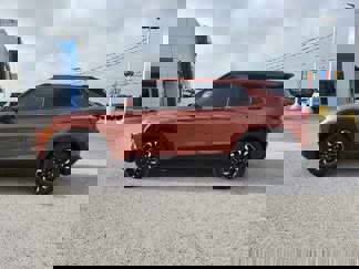 Used 2021 Chevrolet TrailBlazer LT w/ Driver Confidence Package image 1