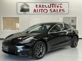 Used 2019 Tesla Model 3 Standard Range Plus image 1