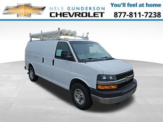 Used 2016 Chevrolet Express 3500 image 1