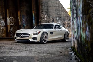 Used 2017 Mercedes-Benz AMG GT S image 1
