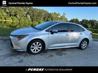 Used 2022 Toyota Corolla LE image 1