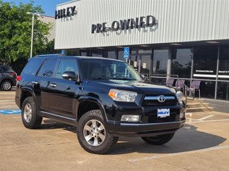 Used 2013 Toyota 4Runner SR5 w/ Convenience Pkg image 1