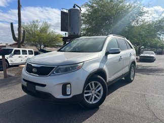 Used 2015 Kia Sorento LX image 1