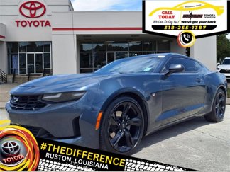 Used 2021 Chevrolet Camaro LT image 1