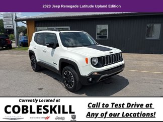 Used 2023 Jeep Renegade Latitude w/ Sun/Sound Group image 1