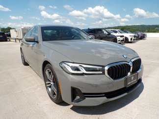 Certified 2022 BMW 530i xDrive w/ Premium Package image 1