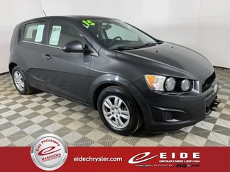 Used 2015 Chevrolet Sonic LT image 1