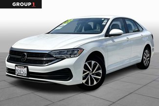 Used 2023 Volkswagen Jetta S image 1
