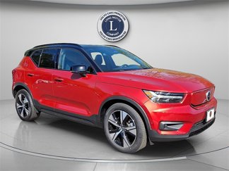 Certified 2022 Volvo XC40 P8 Recharge Plus image 1
