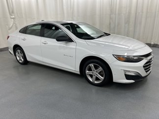 Used 2023 Chevrolet Malibu LS image 1