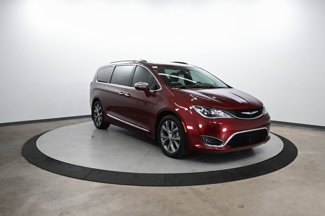 Certified 2019 Chrysler Pacifica Limited w/ Tire & Wheel Group image 1