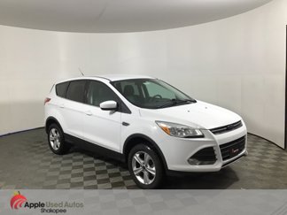 Used 2015 Ford Escape SE image 1