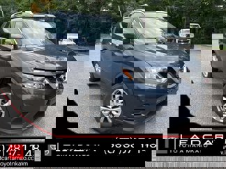 Used 2016 Nissan Rogue SV image 1