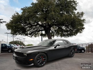 Used 2020 Dodge Challenger R/T w/ Blacktop Package image 1