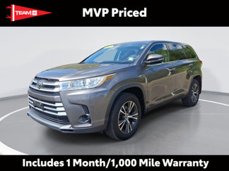 Used 2017 Toyota Highlander LE video 1