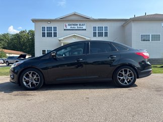 Used 2014 Ford Focus SE w/ Equipment Group 201A image 1