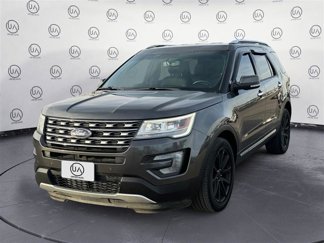 Used 2017 Ford Explorer Limited image 1