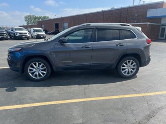 Used 2016 Jeep Cherokee Limited image 1
