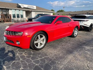 Used 2011 Chevrolet Camaro LT image 1