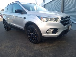 Used 2017 Ford Escape SE w/ Equipment Group 201A image 1