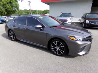 Used 2019 Toyota Camry LE image 1