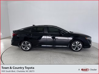 Used 2018 Honda Clarity Plug-In Hybrid image 1