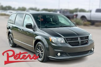 Used 2019 Dodge Grand Caravan GT image 1